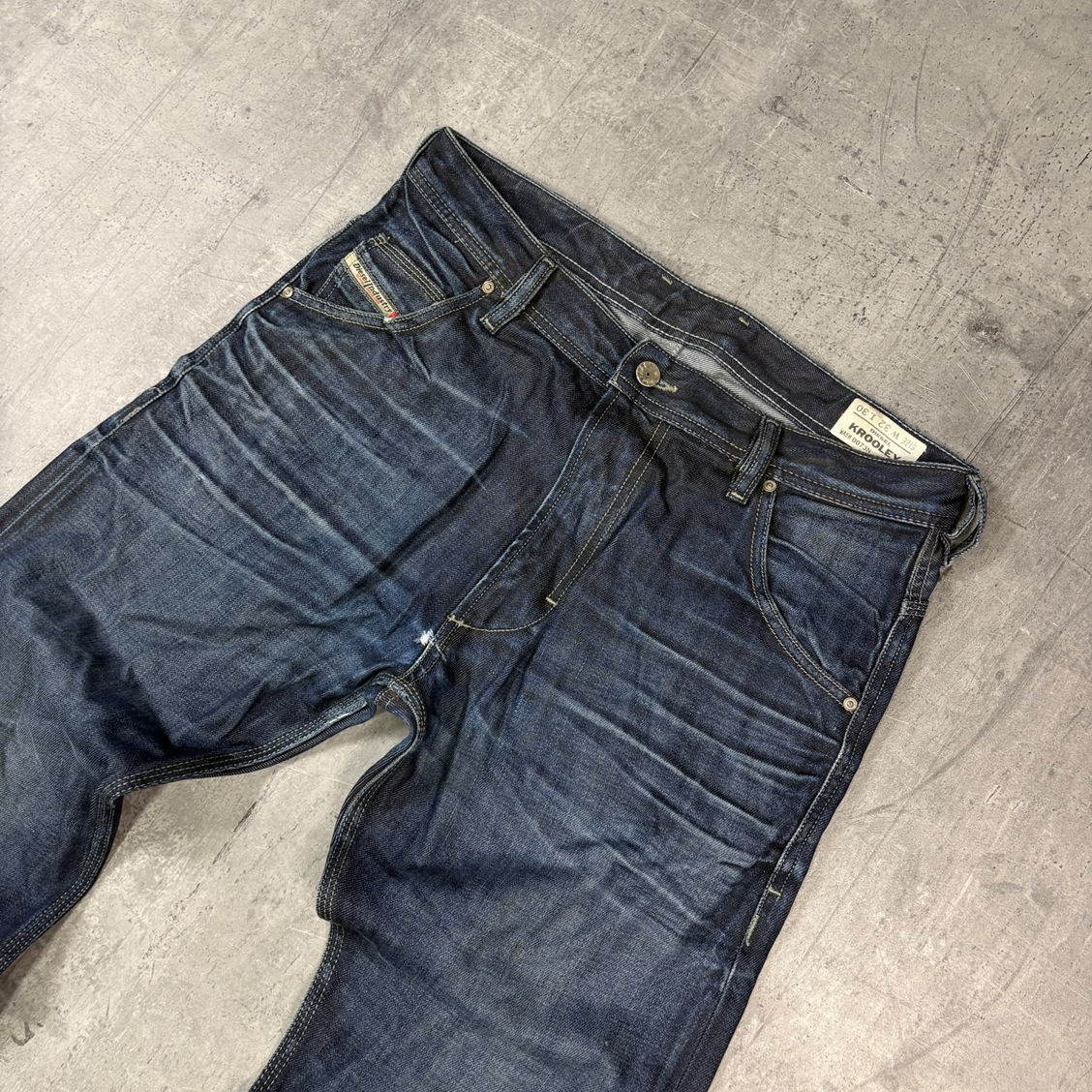 Vintage Diesel 2000s Straight Baggy Jeans (M)