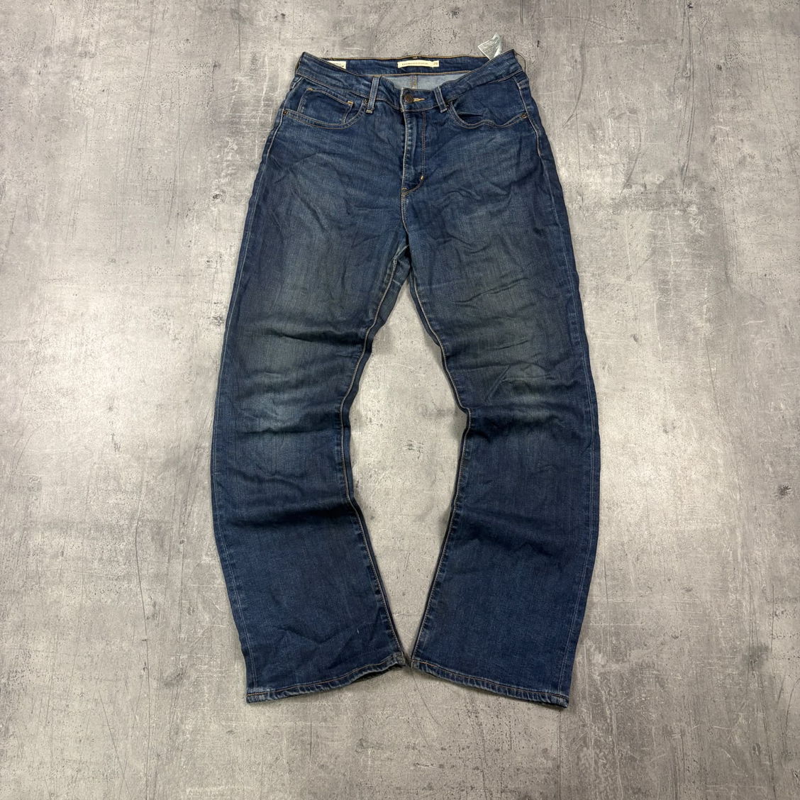 Vintage Levis 725 Bootcut Jeans (M)