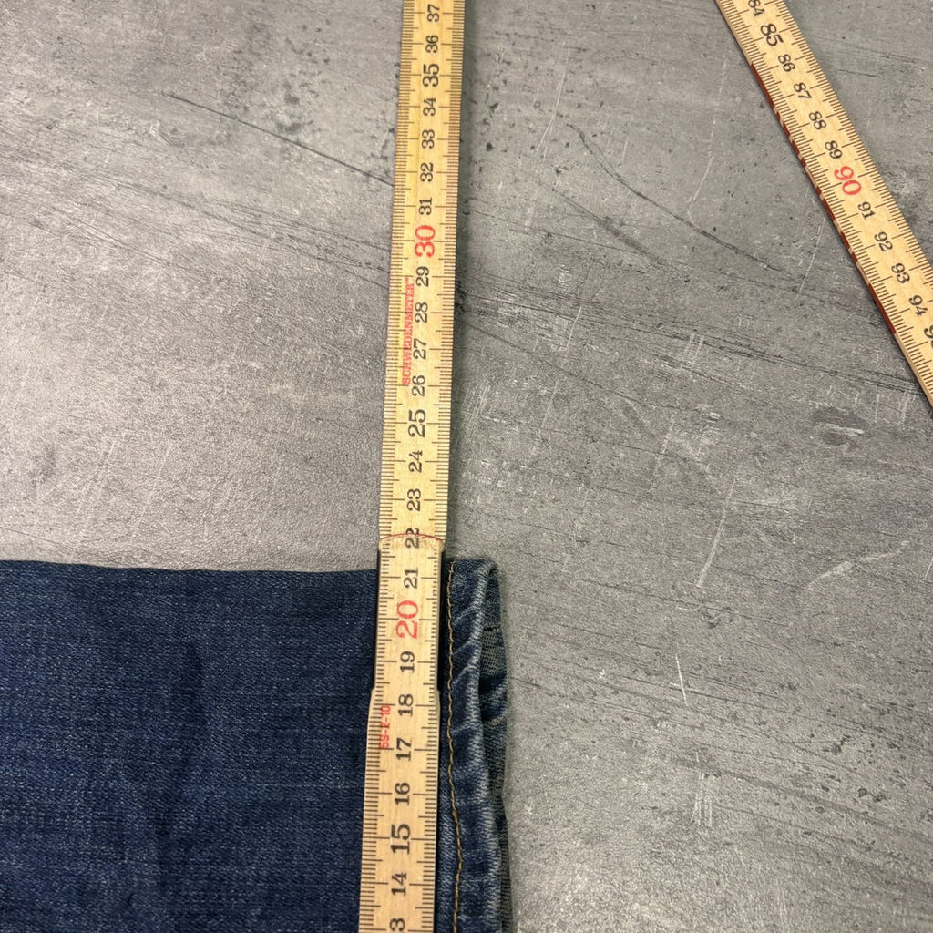 Vintage Levis 725 Bootcut Jeans (M)