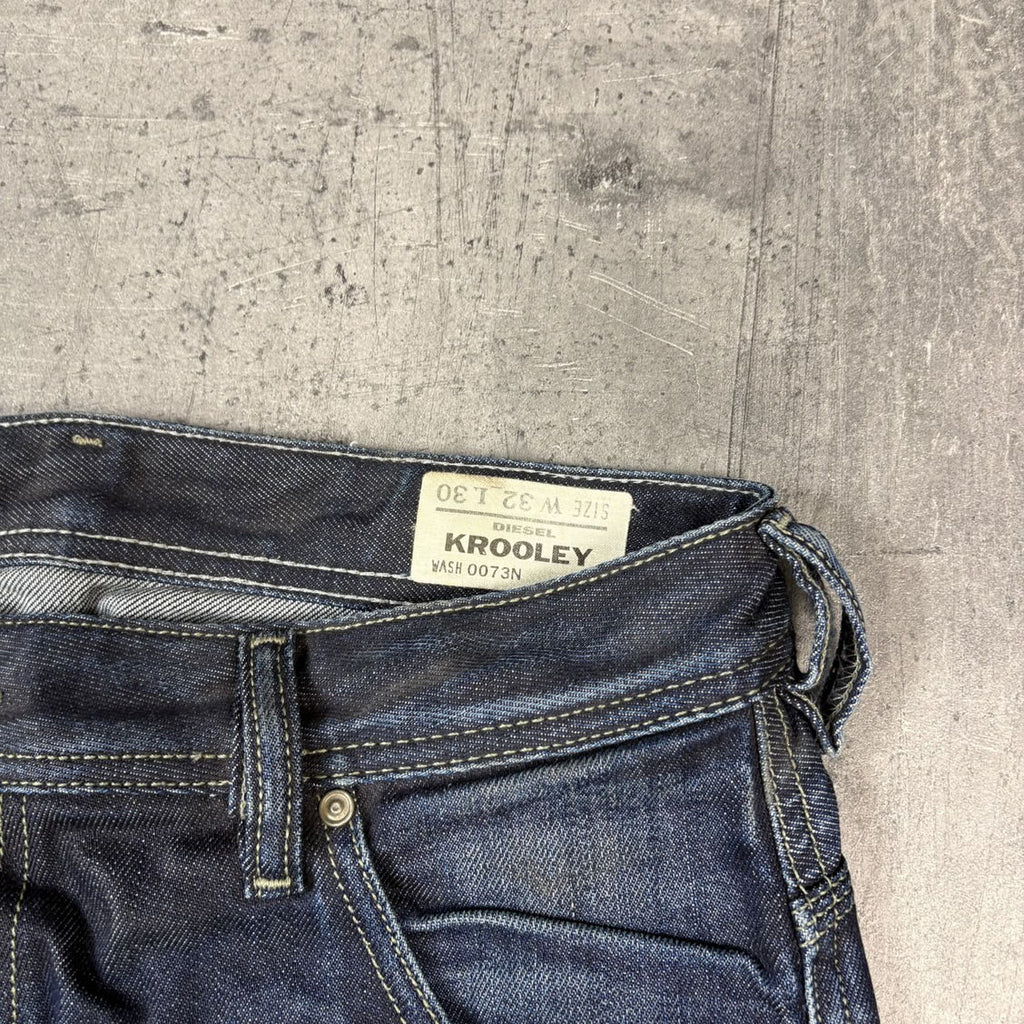 Vintage Diesel 2000s Straight Baggy Jeans (M)