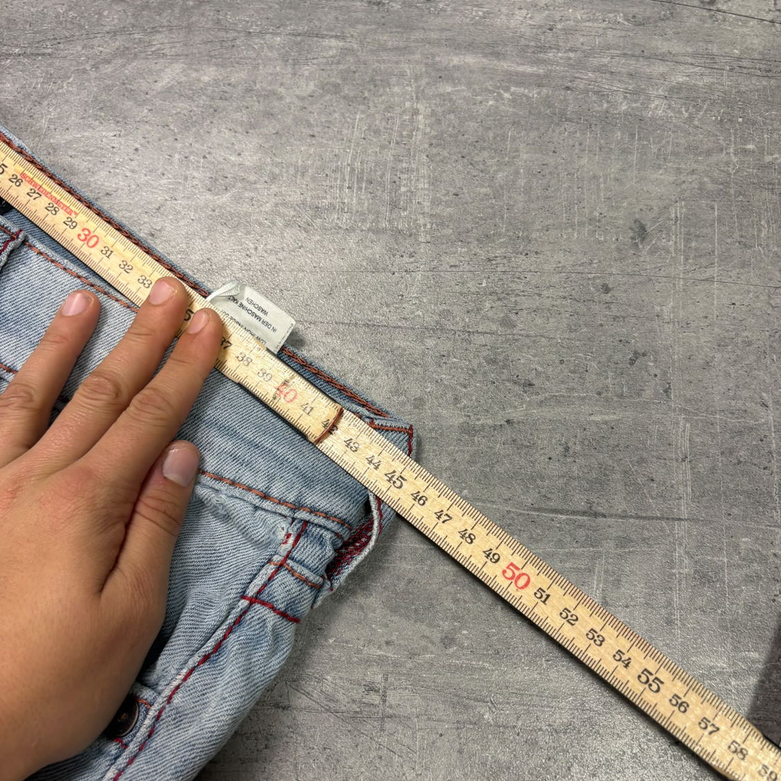 Vintage True Religion 2000s Ultra Baggy Jeans (M)
