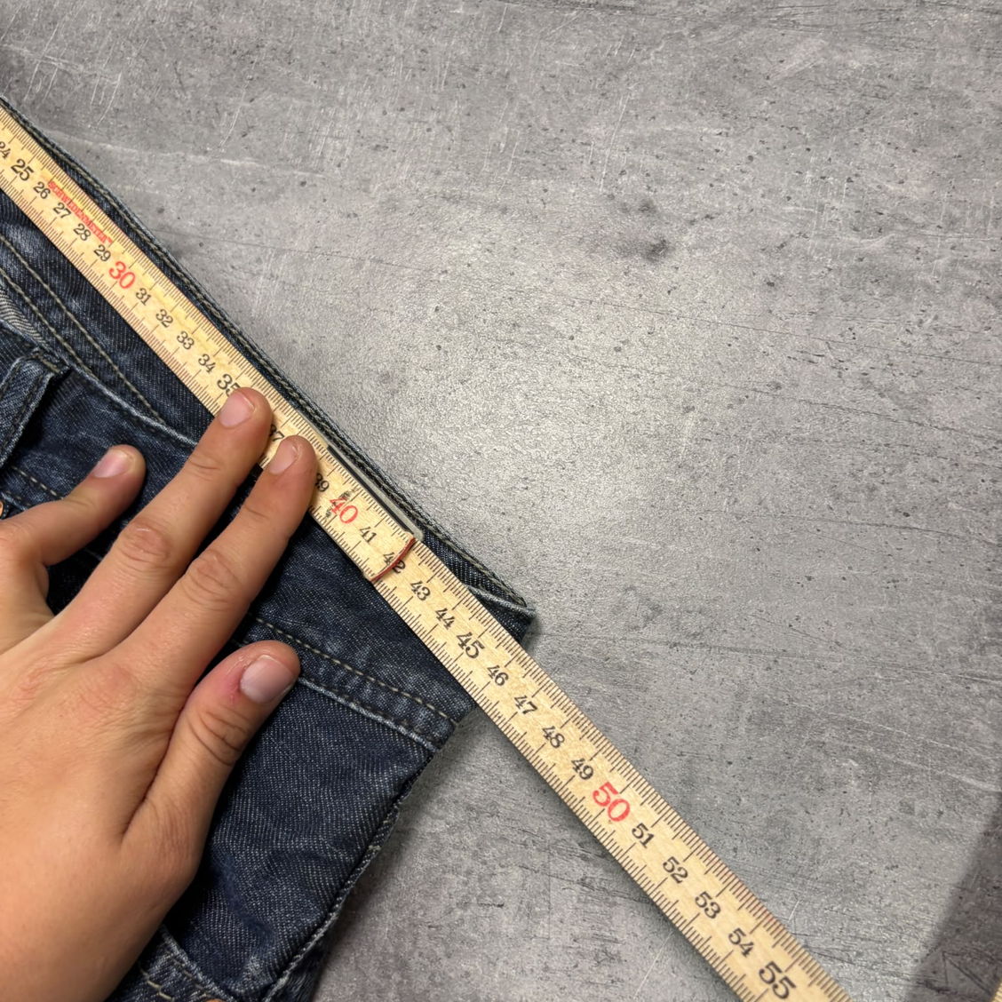 Vintage Diesel 2000s Baggy Jeans (L)