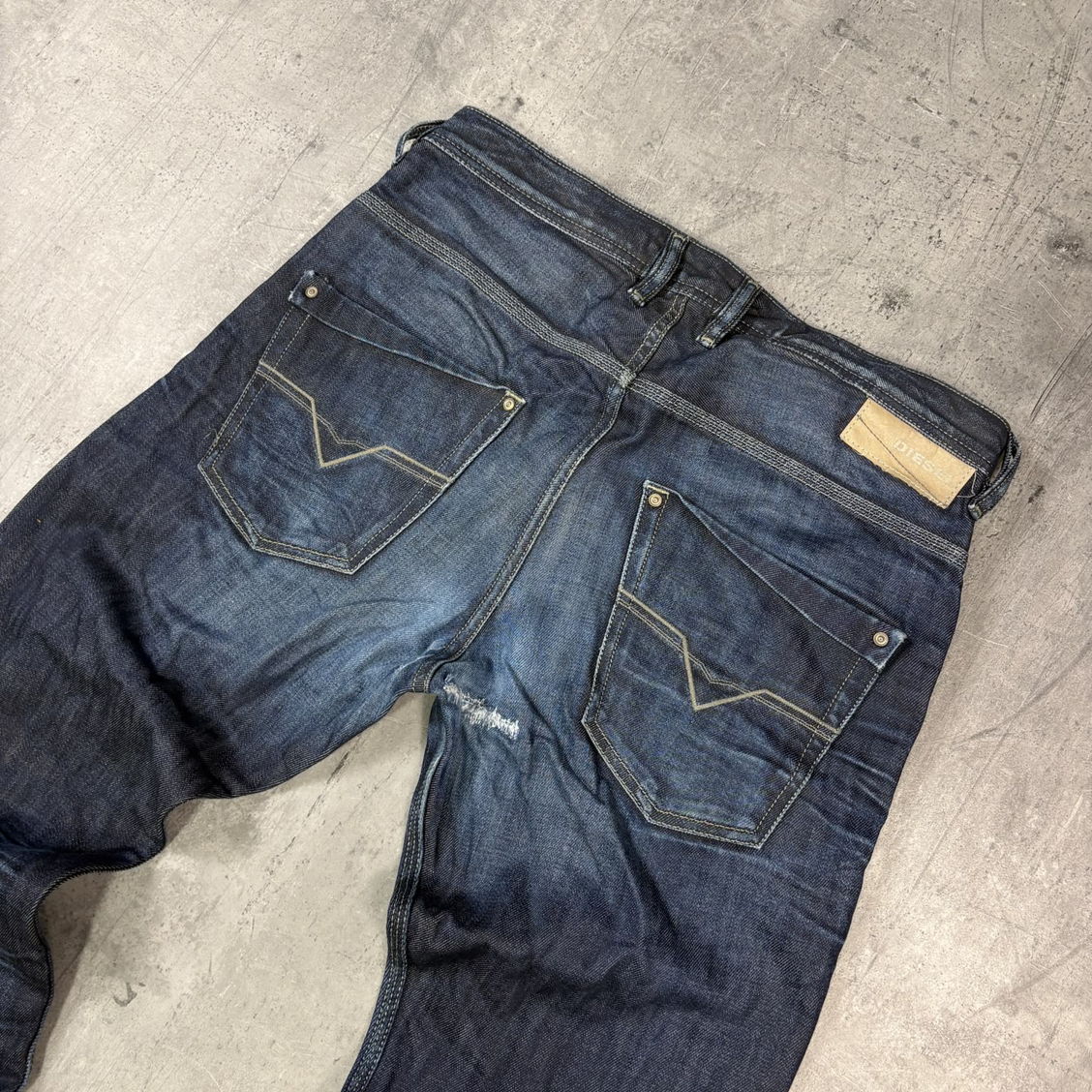 Vintage Diesel 2000s Straight Baggy Jeans (M)